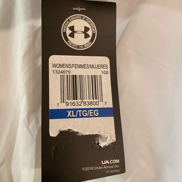 Women’s Under Armour Windbreaker Vest—XL - Picture 9 of 13
